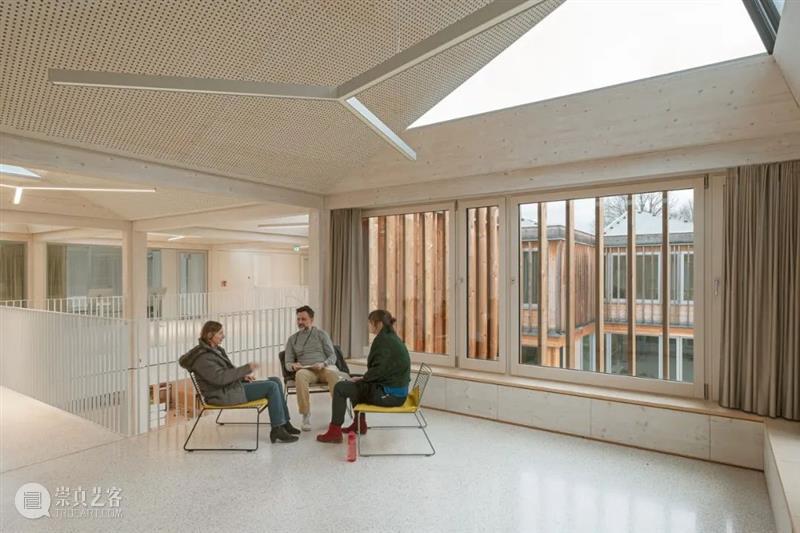 褶皱屋顶，德国国际合作学院 / Waechter + Waechter Architekten 视频资讯 ADCNews 崇真艺客